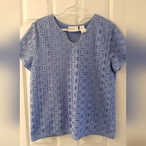 Alfred Dunner Periwinkle Crochet Lace Top Medium